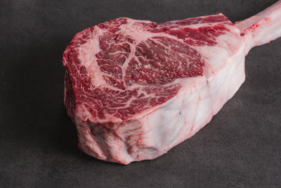 Wagyu Tomahawk (BMS 4/5+)
